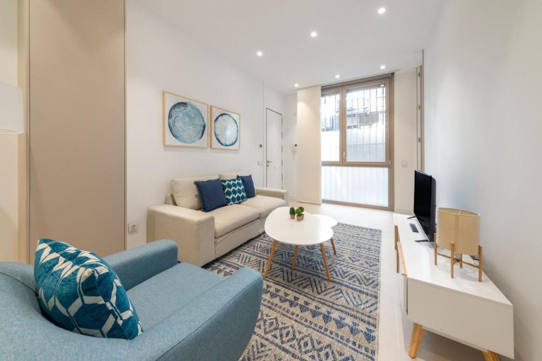 2 Bedrooms 2 Bathrooms Furnished - Delicias - Modern- Mintystay Madri Exterior foto